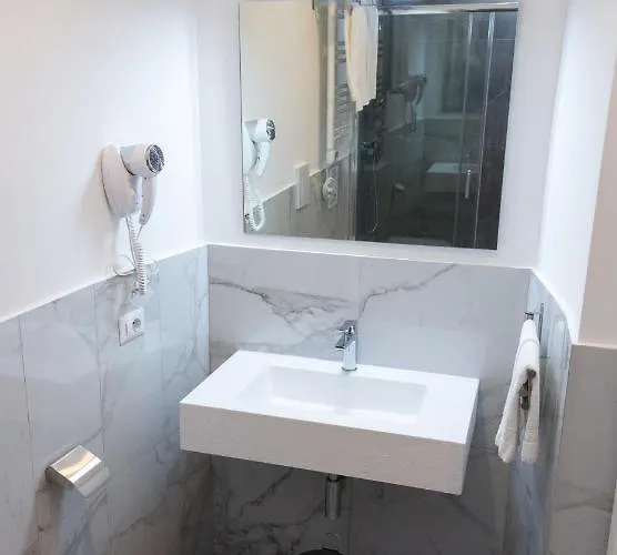 At Vatican Apartment&rooms 4* Rzym