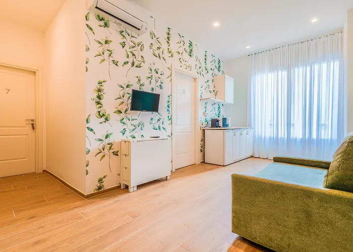 At Vatican Apartment&rooms Affittacamere 4*